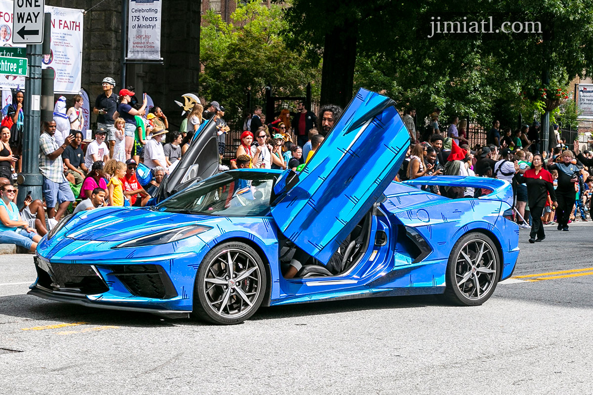 Blue Corvette Dragon Con Parade